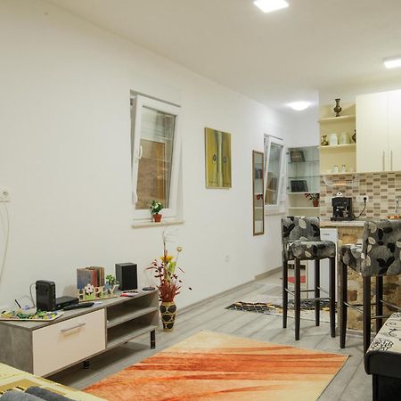 Studio Apartments Kim - Dilberovic Мостар Екстериор снимка