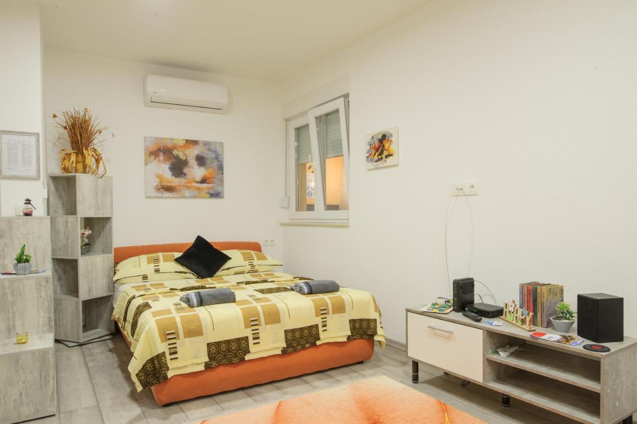 Studio Apartments Kim - Dilberovic Мостар Екстериор снимка